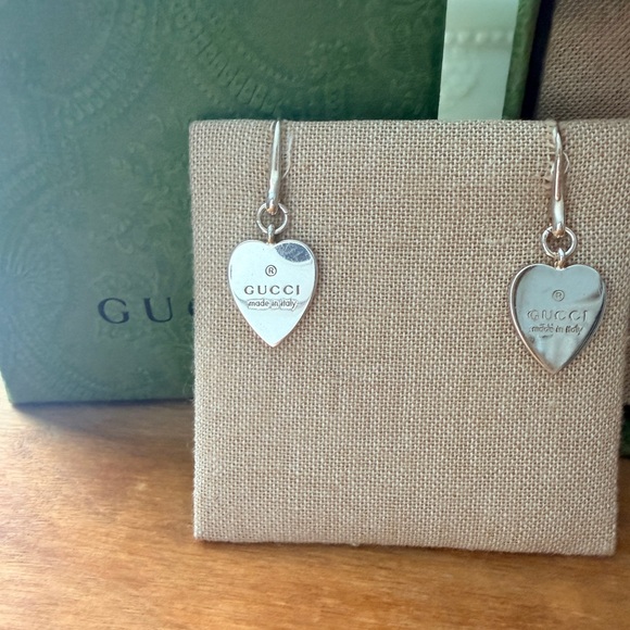 Authentic Gucci dangling heart earrings - Picture 2 of 6